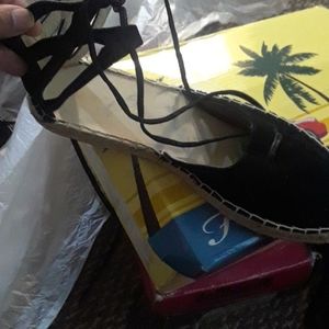 Women's lace up sandals